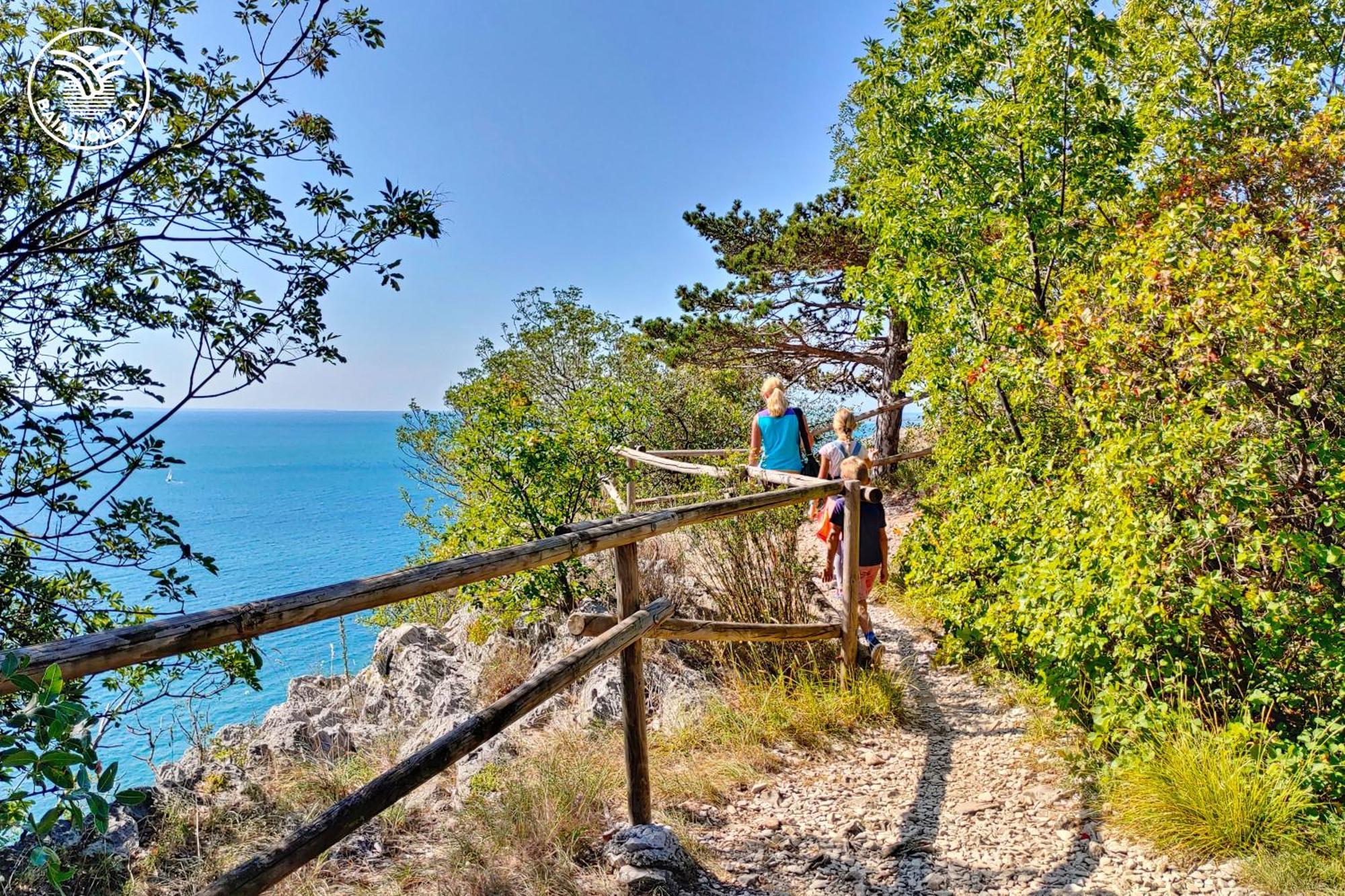 Camping Camping Village Mare Pineta 4*